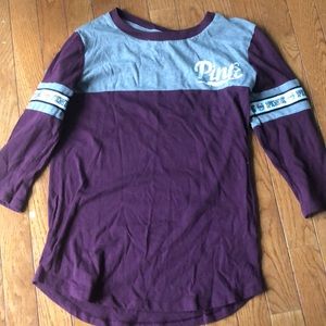 Women’s XS VSPink T-shirt Maroon 3/4 Sleeves